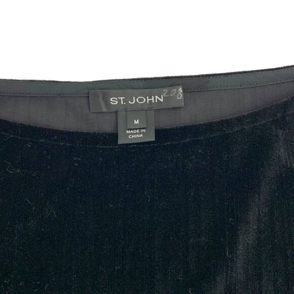 St John Crushed Velvet Top Black Size Medium NWOT $695 MSRP - Picture 4 of 9